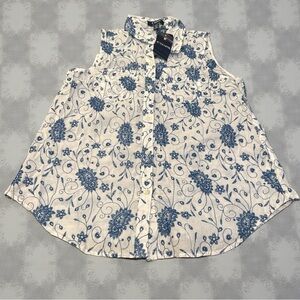 NWT Chaps button down sleeveless blouse